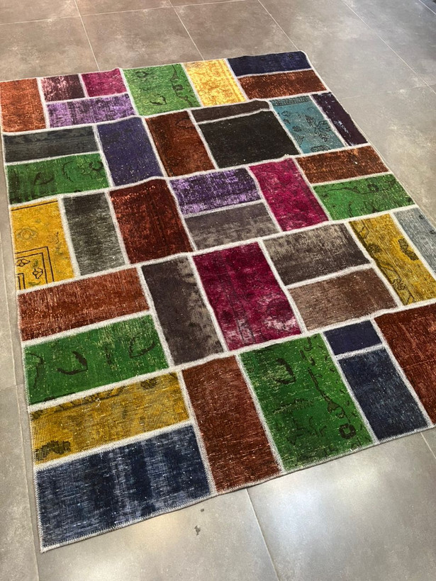 فرش دستبافت چهل تیکه